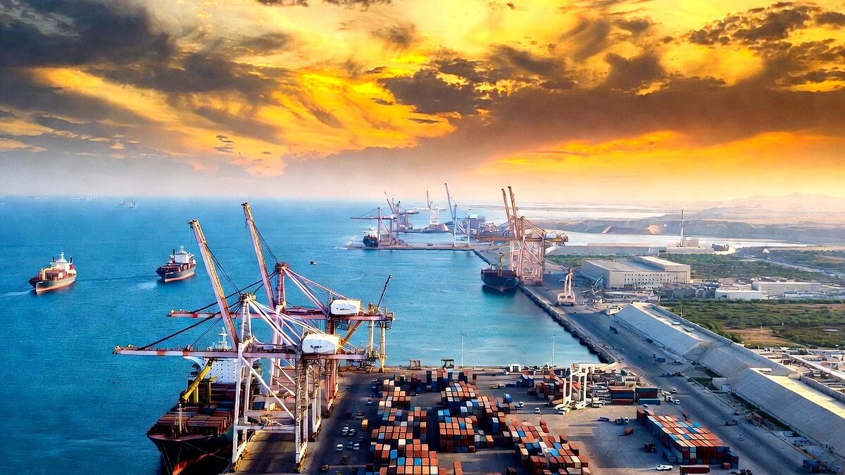 Global Commodity Logistics